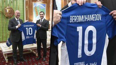 Глава ФИФА обсудил с С.Бердымухамедовым развитие футбола в Туркменистане и создание технического центра