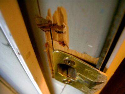 "Наличие ключей не спасает ситуацию": В сети опубликовали новый список квартир, которые были вскрыты в Северодонецке