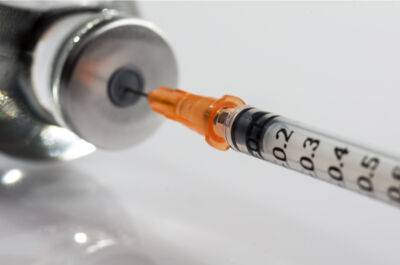 В США одобрили первую в мире вакцину против РС-инфекции для людей 60+ - itc.ua - США - Украина
