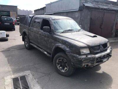Андрей Андреев и киевские волонтеры отремонтировали 4 автомобиля для батальона «Свобода»