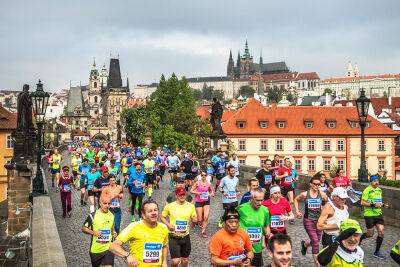 Воскресный марафон ограничит движение транспорта в Праге - vinegret.cz - Чехия - Прага - Prague