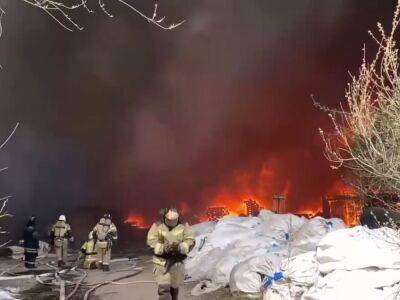 В России очередной пожар, горели склады в Екатеринбурге