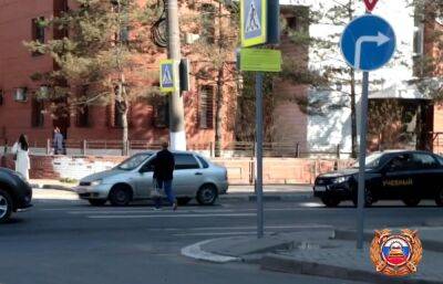 В Твери сотрудники ГИБДД оштрафовали 250 пешеходов и водителей за неделю
