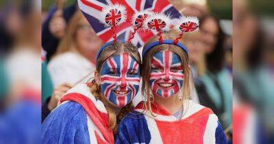 Елизавета II - Коронация Чарльза: в Лондоне миллионы людей стремятся попасть на церемонию (фото, видео) - fakty.ua - Украина - Англия - Лондон
