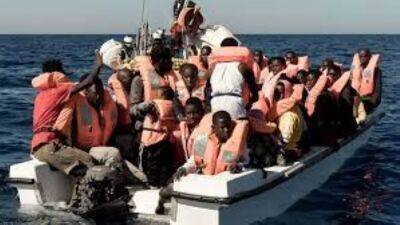 Лампедуза: более 600 мигрантов за сутки
