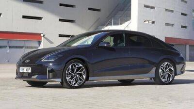 На 25.000 дороже, чем Tesla Model 3: в Израиле начались продажи нового электрокара Hyundai