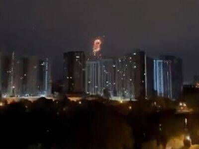 Минобороны Украины показало, как силы ПВО ночью уничтожали в Киеве дроны-камикадзе оккупантов. Видео