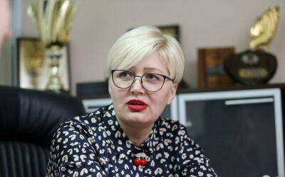 Лариса Ницой вызвала возмущение из-за критики раненого бойца за употребление русского языка