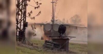 «Война должна быть закончена»: партизаны сожгли военный самолет на аэродроме в Новосибирске (видео)