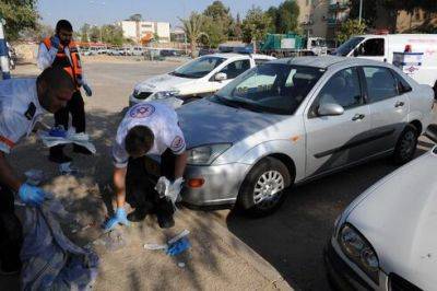 Двух детей забыли в запертых машинах в Иерусалиме - vesty.co.il - Израиль - Иерусалим