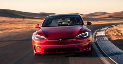 Электромобиль Tesla Model S установил новый мировой рекорд (видео)