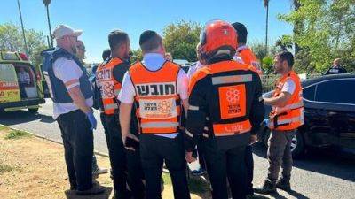 Полицейским в Иерусалиме запретили допускать к раненым "Ихуд-ацала"