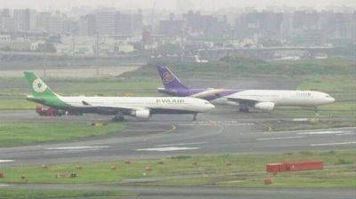 В аэропорту Токио столкнулись два самолета
