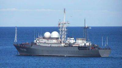 В России заявили, что Украина атаковала корабль Черноморского флота морскими дронами