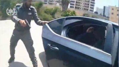 Видео: киллеров с пистолетами и в масках схватили возле больницы на севере Израиля