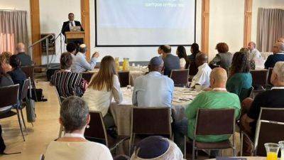 "Иврит сейчас": министерство алии обещает новые методы обучения репатриантов