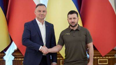 Зеленский поговорил с Дудой: Понимаем важность шагов НАТО по гарантиям для Украины