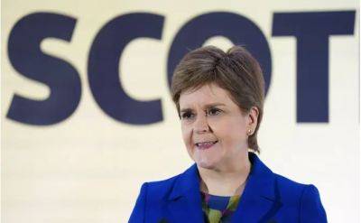 Британская полиция задержала экс-главу правительства Шотландии Николу Стерджен