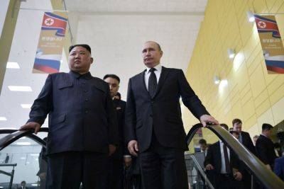 Ким Чен Ын пообещал Путину «крепко держаться за руки»