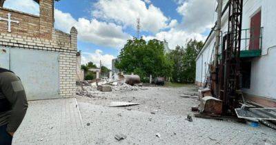 Духовные скрепы: Россияне ударили по церкви на Херсонщине и убили священника (ФОТО)