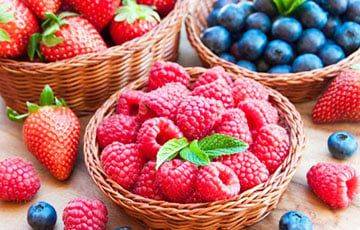 Сколько стоят ягоды в Минске, на Полесье и в Польше?