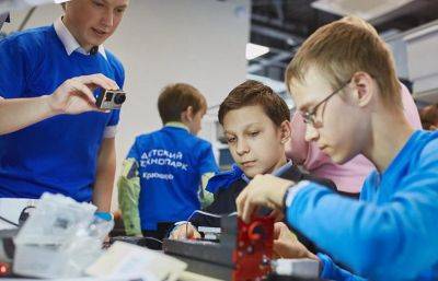 Для 14 действующих «Точек роста» в школах Тверской области закупят более 100 единиц нового оборудования