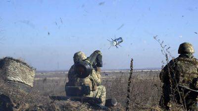 Защитники за сутки уничтожили вражеский вертолет и 12 танков