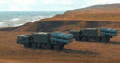 РФ перебросила бьющий ракетами Х-35 комплекс "Бал" к границе: какие области под угрозой (видео)
