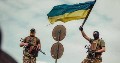 Вокруг Бахмута некоторые украинские подразделения пошли в контрнаступление, — боец ВСУ (видео)