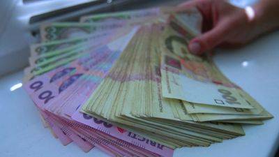 По 6600 грн на каждого члена семьи: в Украине выплачивают помощь от МОМ – кто может получить