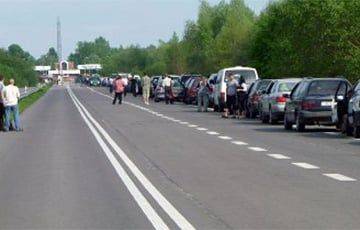 Очередь на выезд из Беларуси в Польшу бьет рекорды июня