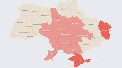 Россия запустила "Калибры" из Черного моря: на юге и в центре Украины &#8722; тревога