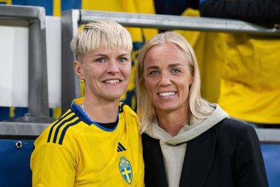 Футболистка сборной Швеции пожаловалась, что у ее команды проверяли гениталии перед ЧМ-2011