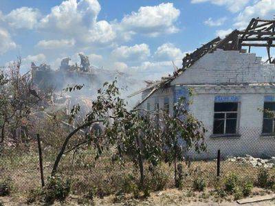 Удары по Киевской области: полиция сообщает о пожаре и пострадавших