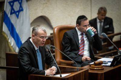 Большинство израильтян считают, что реформу надо заморозить или продолжить переговоры