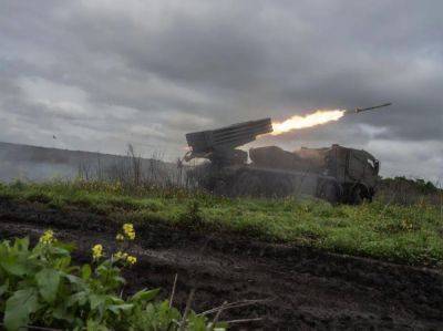 На таврийском направлении Силы обороны уничтожили больше 30 танков и БМП, а также систему залпового огня "Солнцепёк" – Тарнавский