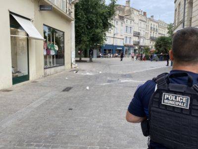 Мощное землетрясение всколыхнуло Францию: повреждены сотни домов, есть раненые