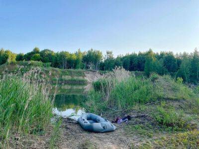 Женщина утонула в карьере в Тверской области