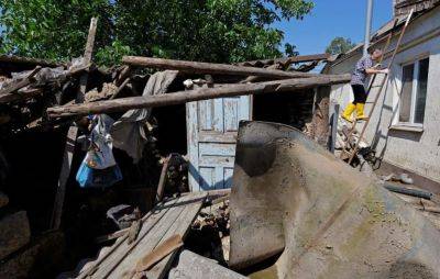 На Херсонщине находят погибших в результате затопления - фото