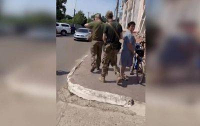 В Одесской области работник военкомата стрелял во время вручения повестки