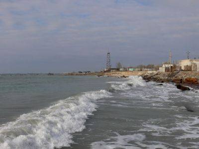 Жителям расположенных на берегу Каспия городов и сел Туркменистана запрещают купаться в море