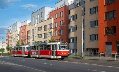 Прага продлила украинцам скидку на проезд в общественном транспорте