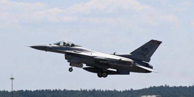 F-16 будут в Украине не ранее Нового года — Резников