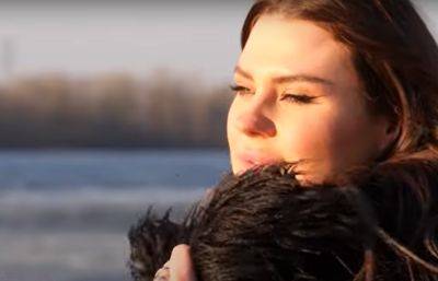 "Сердце разрывается": Зарицкая из KAZKA посвятила колыбельную детям, пострадавшим от войны