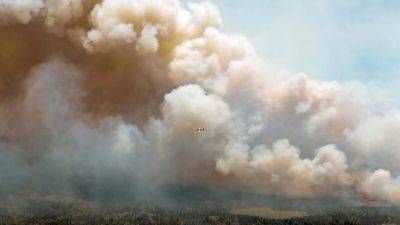 Тысячам людей приказано эвакуироваться от лесных пожаров, надвигающихся на Квебек - unn.com.ua - США - Украина - Киев - Австралия - Канада - Шотландия - Новая Зеландия - Юар - Оттава - Canada - провинция Квебек