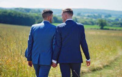 Эстония узаконила однополые браки