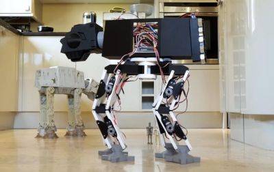 Американец создал робота из Звездных войн