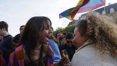 В Эстонии узаконены однополые браки