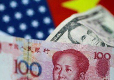 Курс юаня к доллару упал до минимума с ноября 2022 года