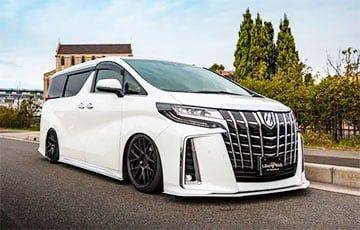 Toyota представила новые премиальные автомобили для большой семьи